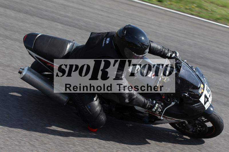 /Archiv-2022/06 15.04.2022 Speer Racing ADR/Gruppe gelb/45